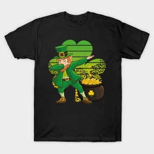 Dabbing Leprechaun St. Patricks Day Vintage Retro Clover Shamrock T-Shirt